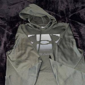 Like new green Under Armour hoodie